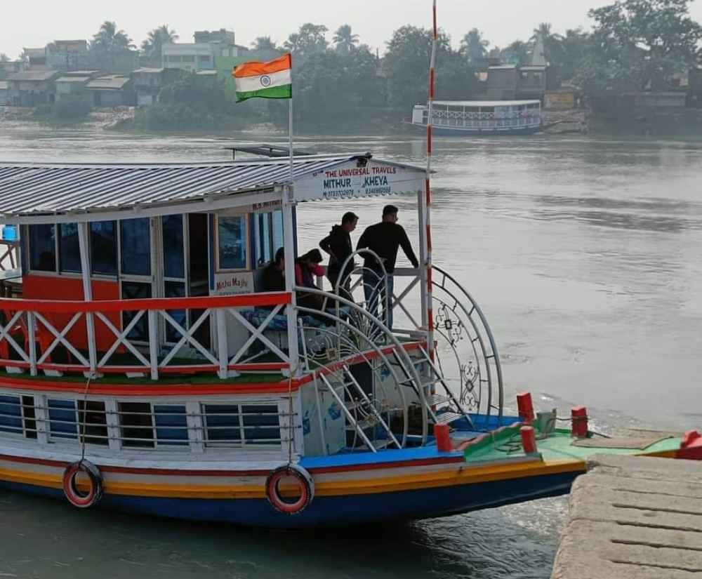 boat docking in sonakhali ferry ghat